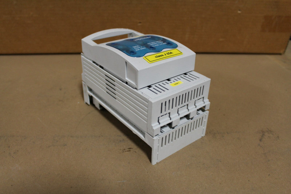 Wohner Bus Mount Fuse Base Holder QCC Class J 30A 600V