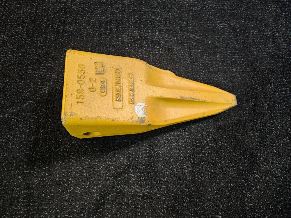 CAT 159-0550 J550 Spike Bucket Tip  - 377mm Tip Length For Excavator