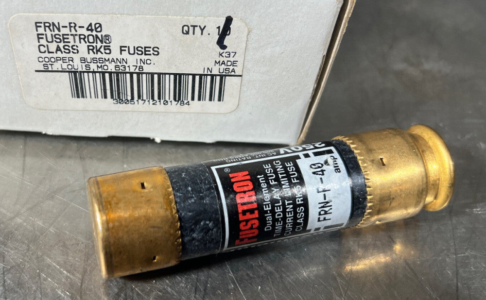 BUSS FRN-R40 (FRNR-40, BP/FRN-R40) 40A 250V Fusetron Dual Element Class RK5 Fuse