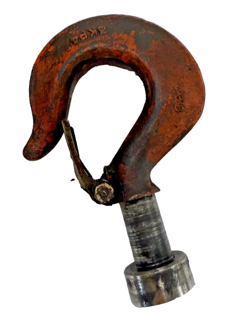 CROSBY HOIST HOOK WITH LATCH 3KP4 J3B 6"X3-1/4"X1-1/4"