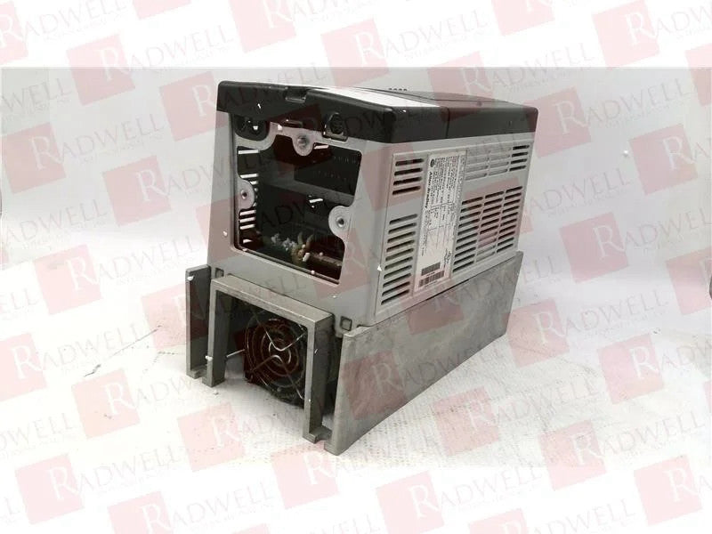 ALLEN BRADLEY 20AE2P7A0AYYNNNN / 20AE2P7A0AYYNNNN (USED)