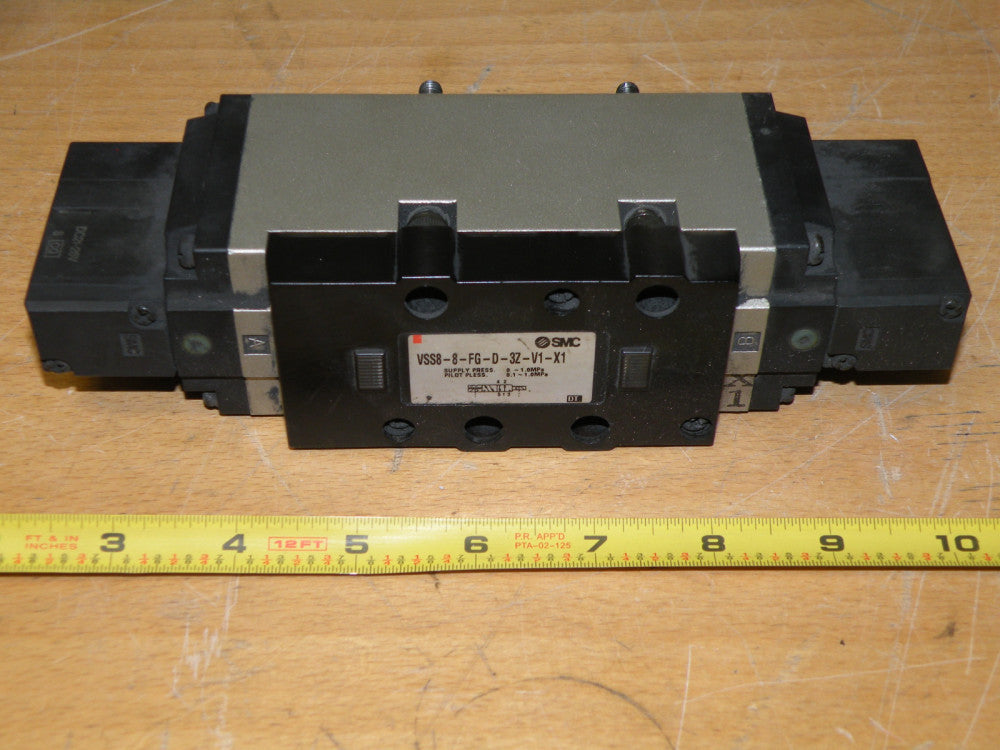 SMC Valve VSS8-8-FG-D-3Z-V1-X1 With 2 DC21-26V