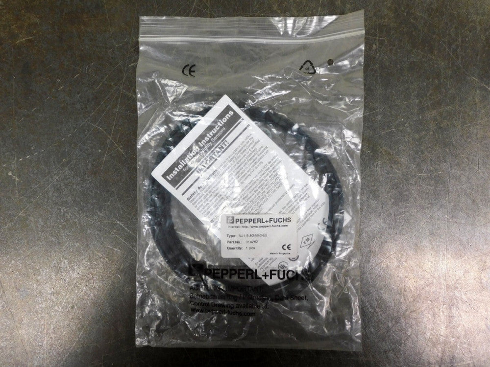 Pepperl + Fuchs NJ1,5-8GM40-E2 Sensor NJ158GM40E2 NEW