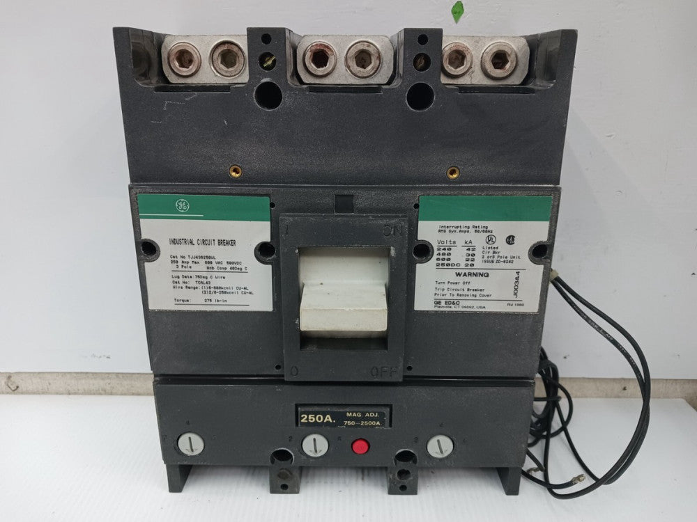 GE 250 AMP CIRCUIT BREAKER 3 POLE 600 VAC / 250 VDC TJJ436250WL W/ SHUNT TRIP