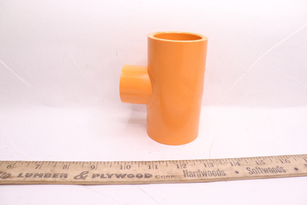 Reducing Tee CPVC Slip Outlet 1-1/2" x 1-1/2" x 1" TCPVCRT553
