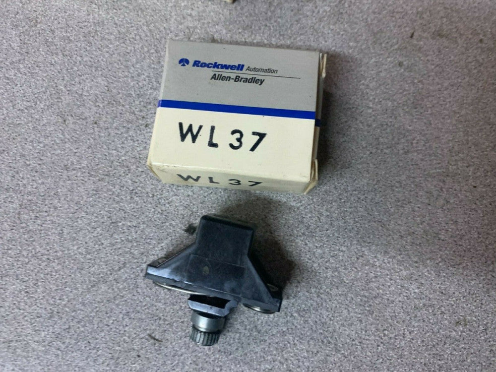 NEW IN BOX ALLEN BRADLEY HEATER ELEMENT WL37