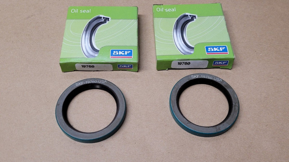 Lot Of 2 SKF 19760 Oil Seals 1-15/16"x2-5/8"x5/16"