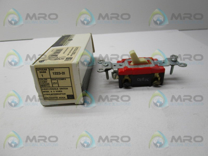 LEVITON 1223-2L 3-WAY TOGGLE SWITCH  NSMP