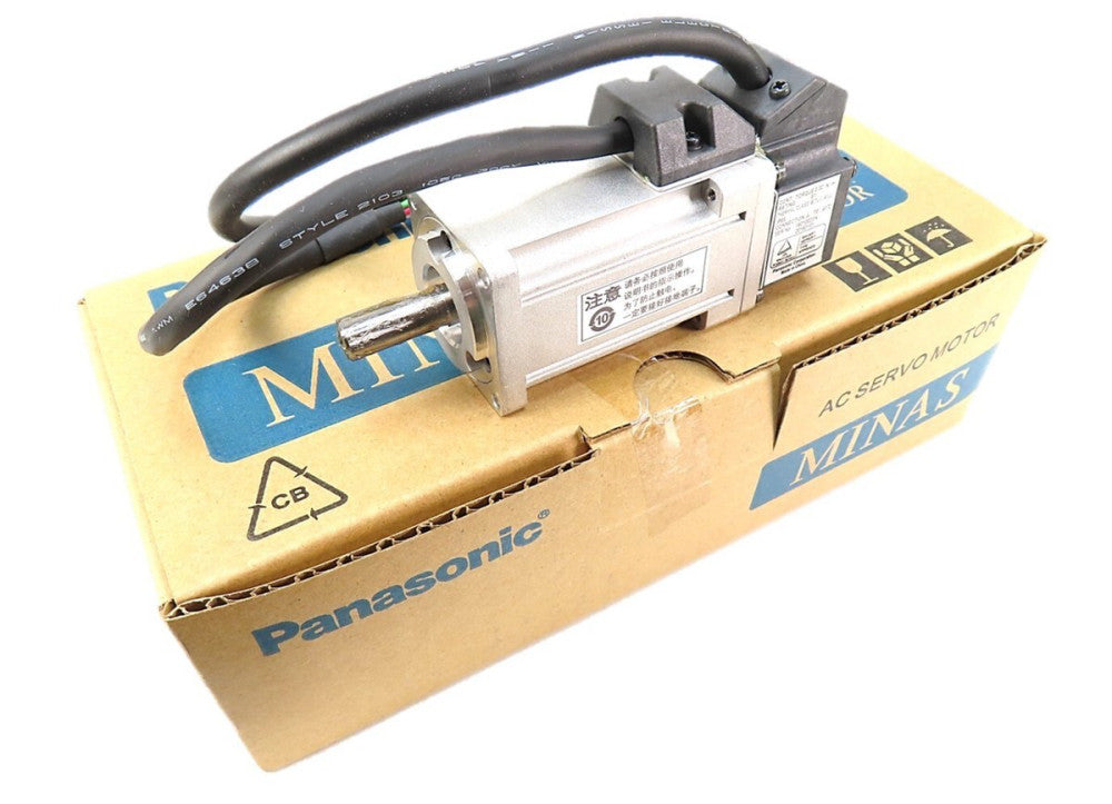 Panasonic  MSMD011P1S  AC Servo Motor 3Phase 100W 3000RPM 2500p/r  NEW IN BOX