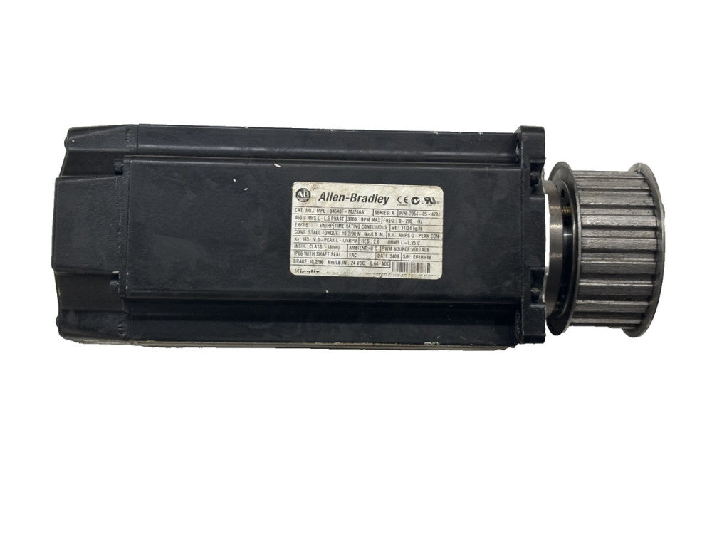 ALLEN BRADLEY MPL-B4540F-MJ24AA SERVO MOTOR SERIES A, 3 PHASE, 3000 RPM MAX