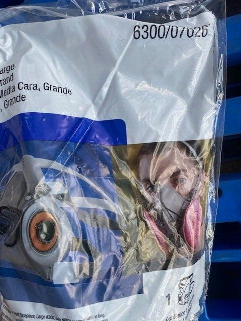 3M LARGE Half Face Respirator Facepiece Mask - Mask only