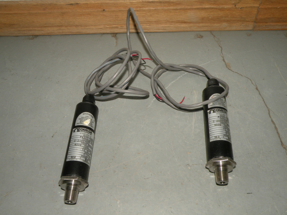 (1) Omega Engineering Pressure Transducer PX305-2KG1