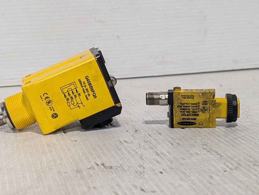 Banner Q45BB6FQ5 and SM312FQD MiniBeam Photoelectric Sensor Switches-Free Ship