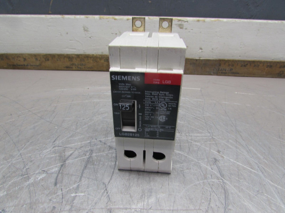 SIEMENS LGB2B125 , CIRCUIT BREAKER   2P/100 AMP/600V  GOOD TAKEOUT! MAKE OFFER!