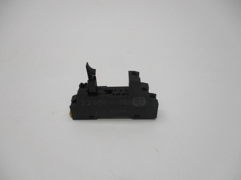 ALLEN BRADLEY 700-HN121 SER. A UNMP