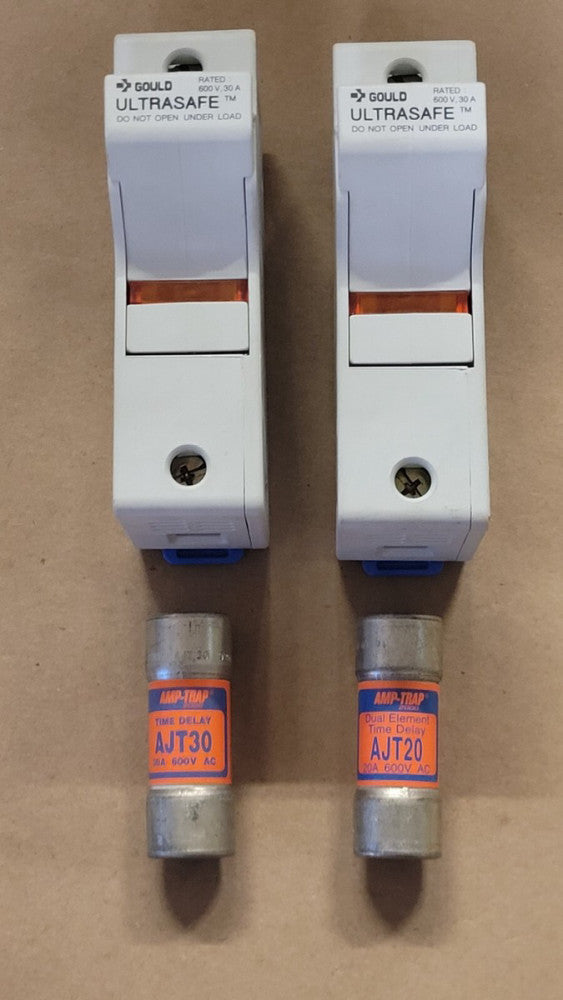 Lot Of 2 Gould Shawmut US3J1I Fuse Holders W/ AJT30 AJT20 Amp-trap Fuses