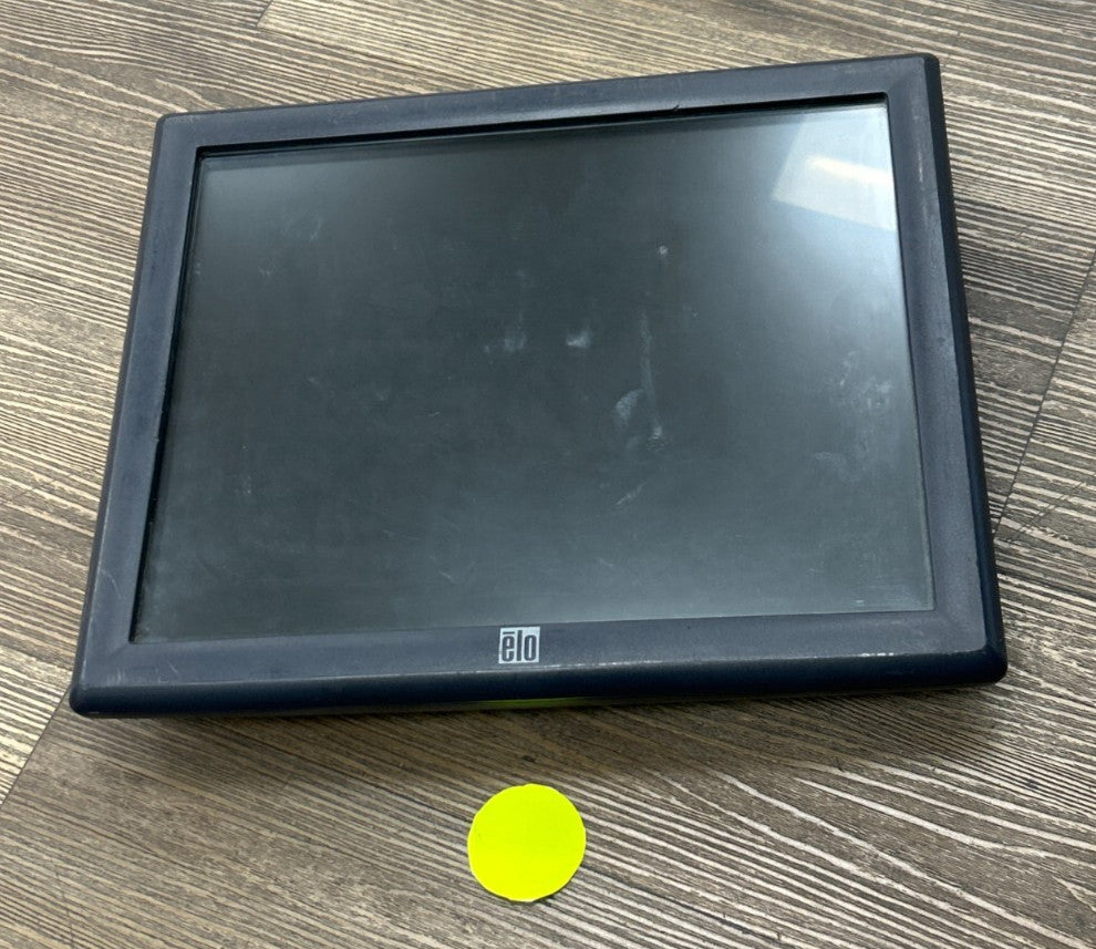 ELO TOUCH SCREEN LCD MONITOR E292567  17" SCREEN