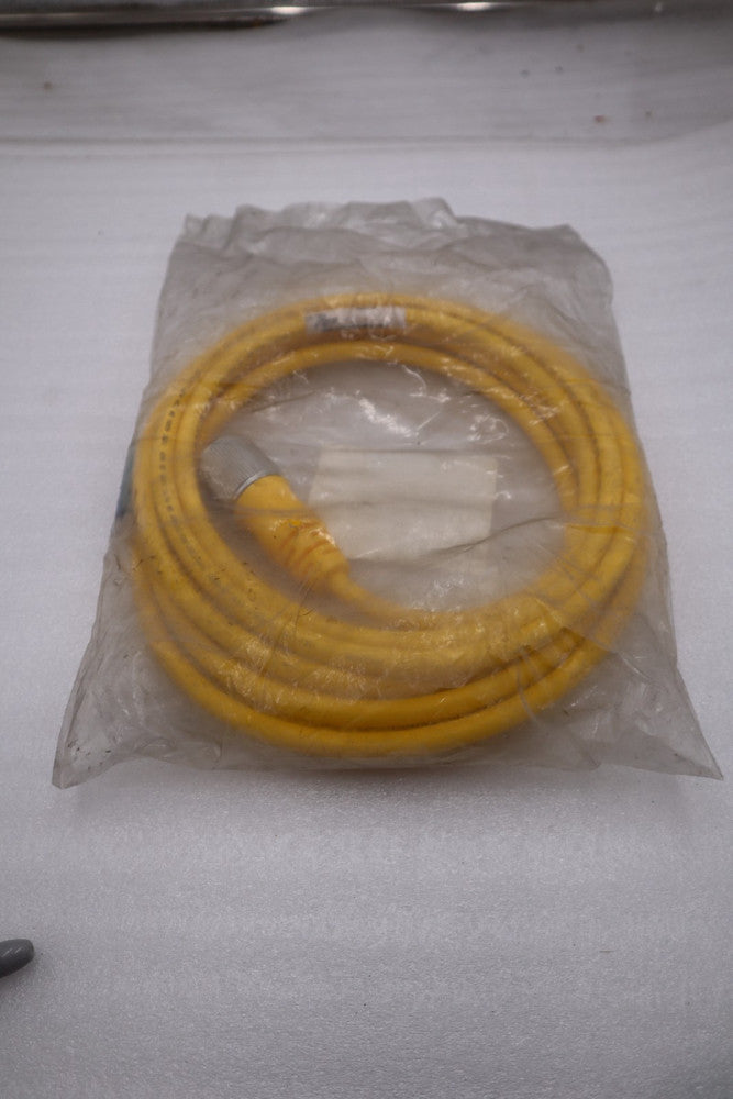 TURCK RKM 76-5M/U2-00137 / RKM765M - NEW IN BOX STOCK H1058