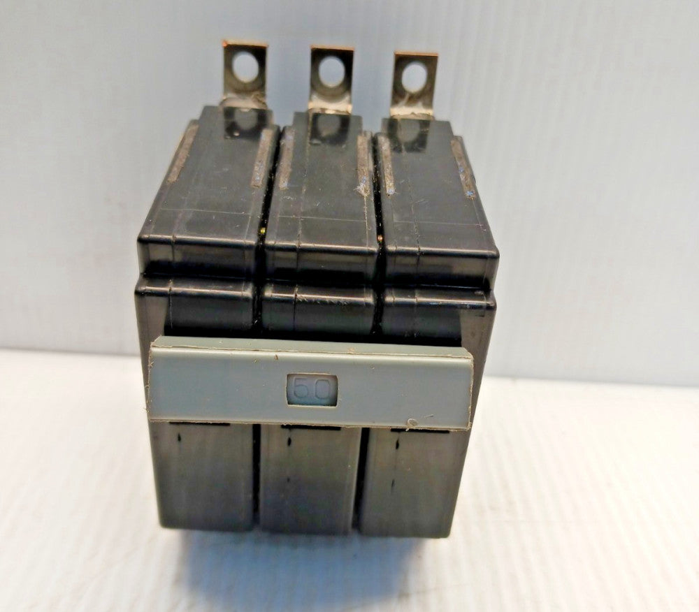 Cutler Hammer CHB350 50 amp Circuit Breaker 3 Pole 240 Vac Bolt-on