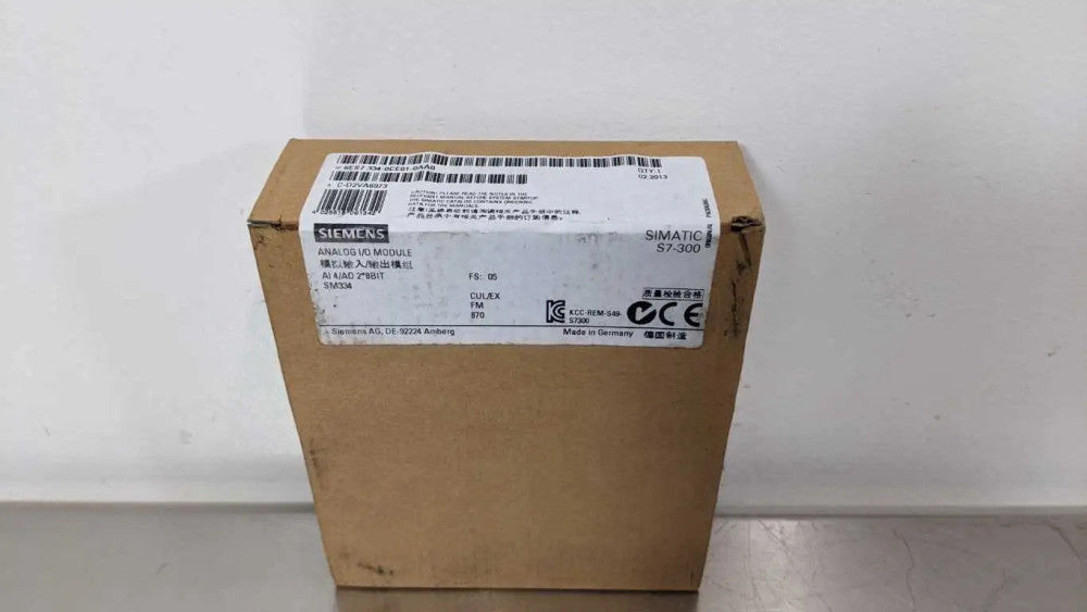 Siemens 6ES7 334-0CE01-0AA0 Analog Module SIMATIC S7-300 AI 4/AO 2*8BIT Factory