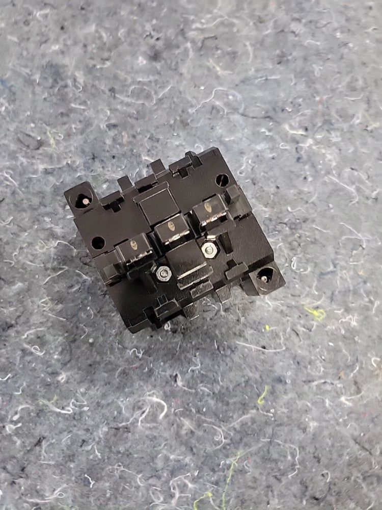 New Square D 3104101152 Contact Actuator