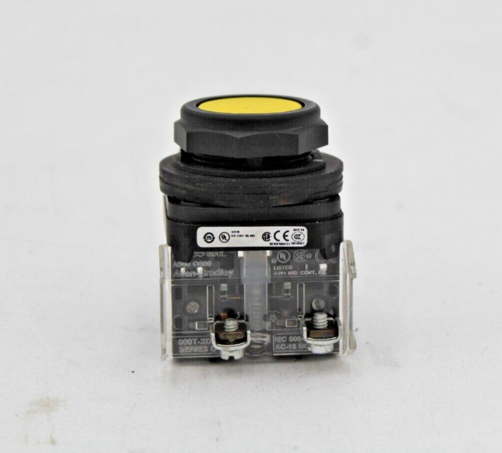 Allen Bradley 800H-AR9D1 Yellow Push Button