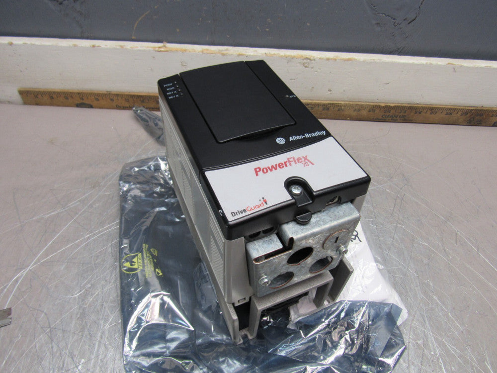 ALLEN BRADLEY POWERFLEX-70 20AD3P4A0AYNNNC0 SER-A 2HP 480V 3.4A REMAN W/REPORT