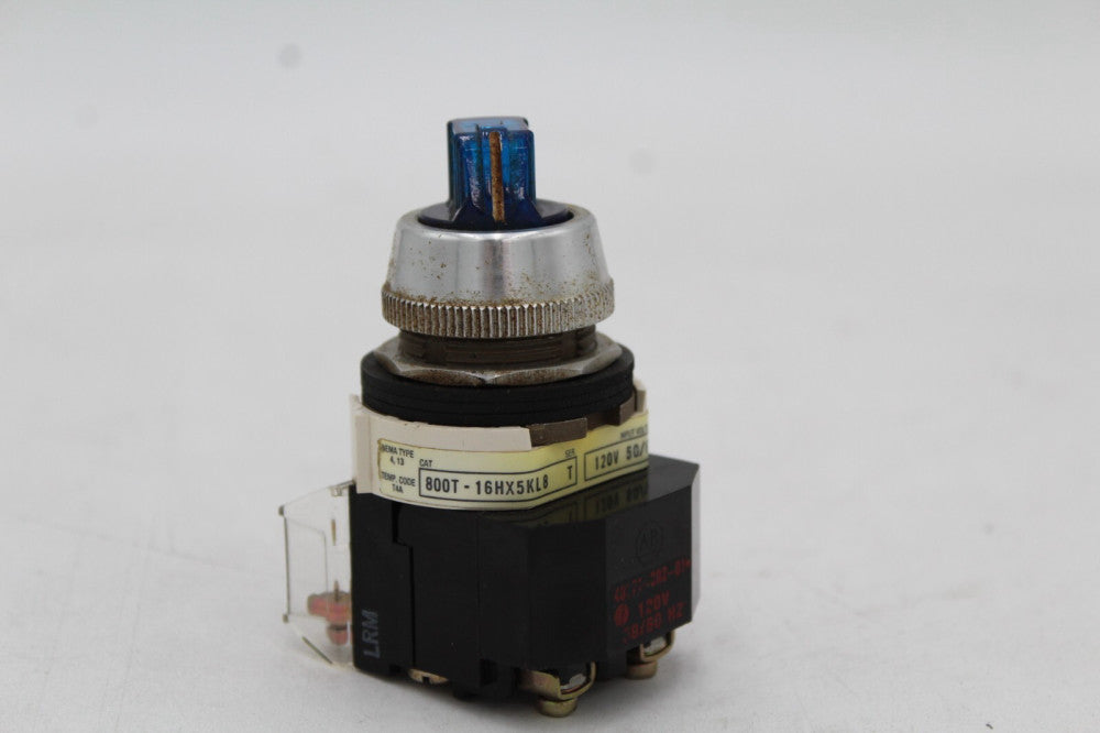 ALLEN BRADLEY 800T-16HX5KL8 BLUE ILLUMINATED SWITCH