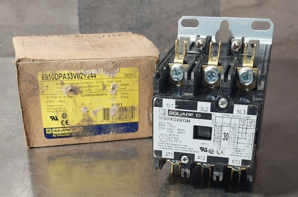 SQUARE D 8910DPA33V02Y244. Definite Purpose Contact 3 Pole Open Series C