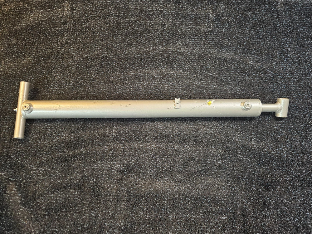 Hydraulic Welded Cylinder 2.17" OD x 32" Rectrated x 0.99" Rod P0358381 3500PSI