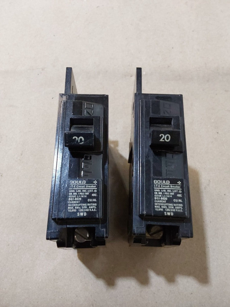 Lot of 2 SIEMENS ITE GOULD BQ1B020 20 Amp 1 Pole 120V Circuit Breaker 