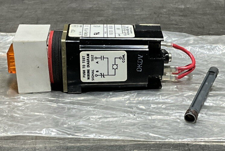 ALLEN BRADLEY 800MS-PT16S SER. D 110-120V Nos Surplus No Original Box