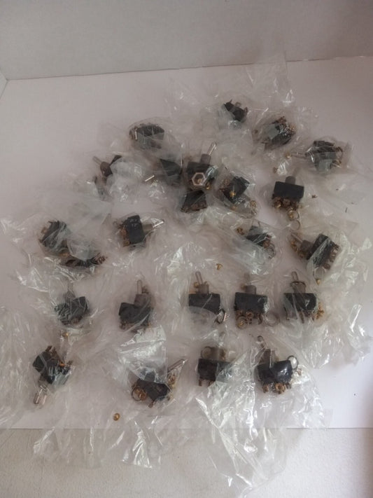 25 Eaton Toggle Switch 10A @250VAC, 15A @ 125VAC, 3/4HP @250VAC 3 Position *NEW*