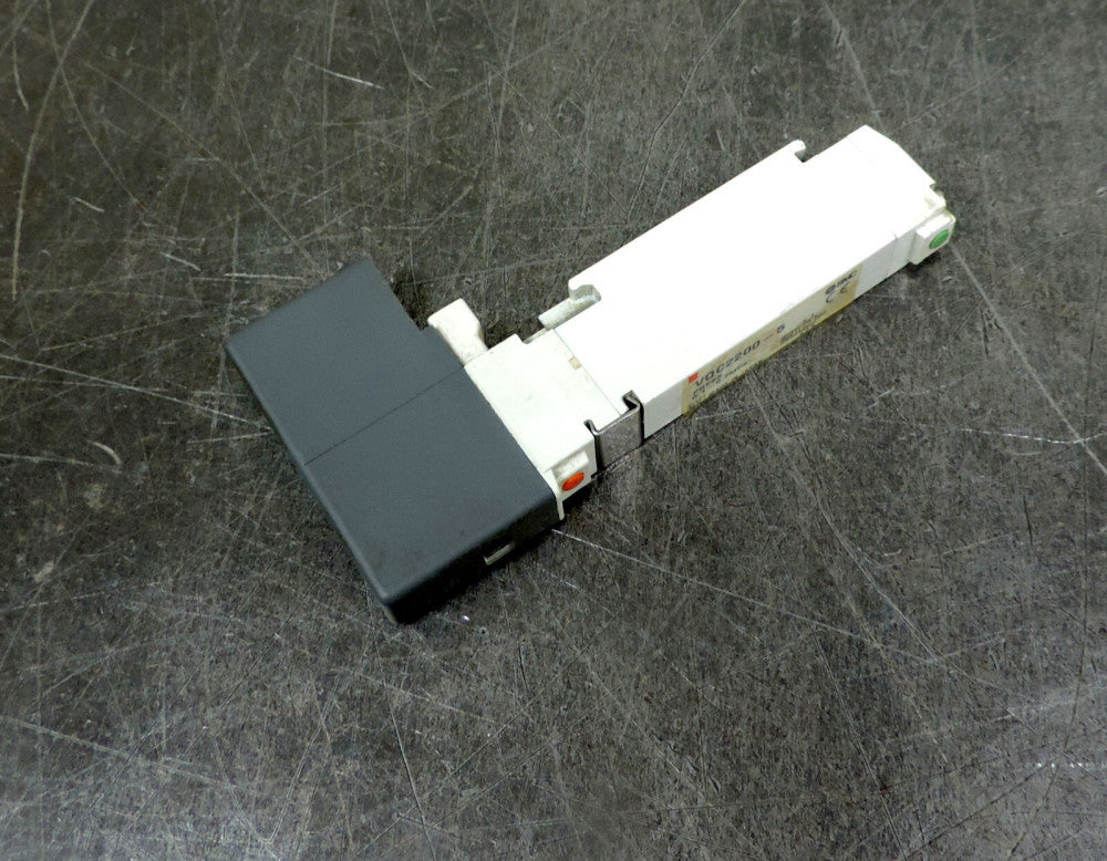 SMC VQC2200-5 Solenoid Valve 5 Port 2 Position