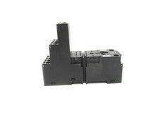 SCHNEIDER ELECTRIC RXZE2S114M 250V 10A NSNP