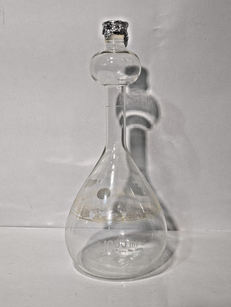 Pyrex No. 5820 1000ml Class A Volumetric Flask Laboratory, Lab Glass, No Stopper