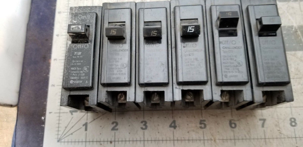 Lot of 6 Challenger C115 1 Pole 15-amp 120/240 Volt Breakers Tested Working [B6B
