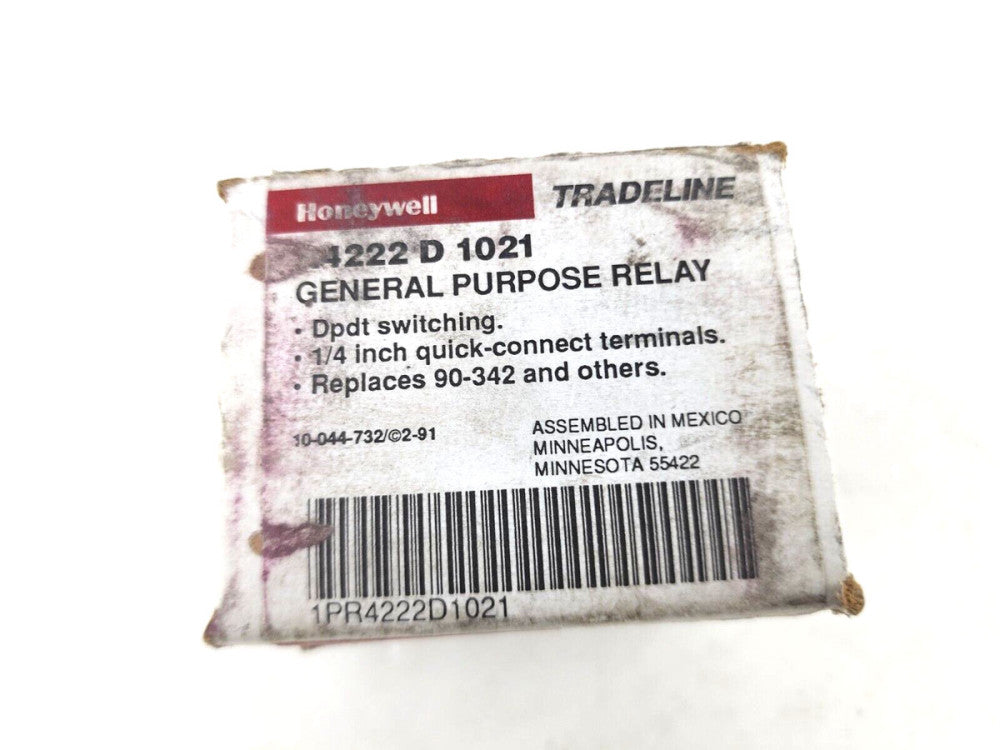 Honeywell Tradeline DPDT Relay R4222-D-1021 208/240 Volt Coil