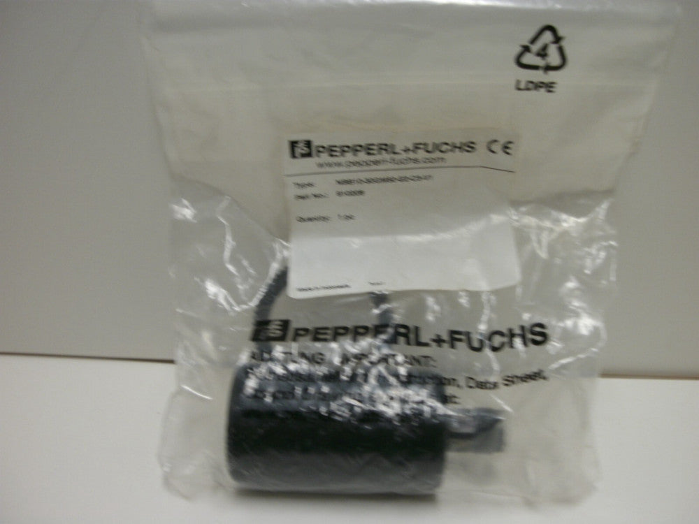 PEPPERL+FUCHS NBB10-30GM50-E2-C3-V1 PROXIMITY SENSOR NEW IN BAG