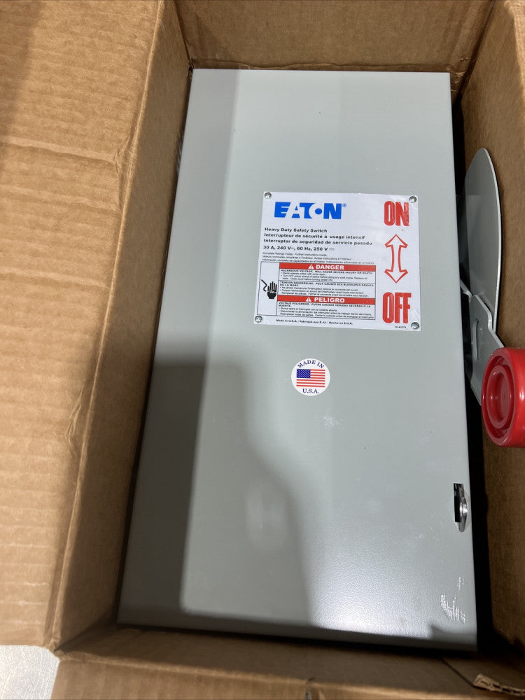 Eaton DH221NGK  Heavy duty single-throw fused safety switch Nos Surplus