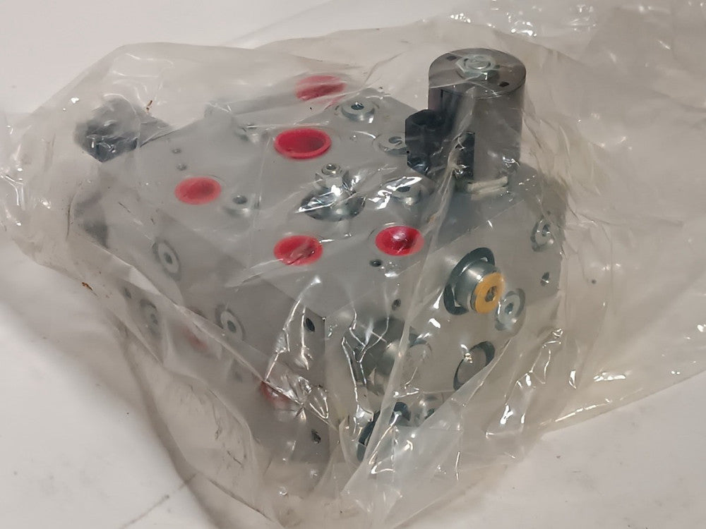HydraForce HF27605-04 Hydraulic Valve Assy. w/ Manifold Block + Solenoid Valves