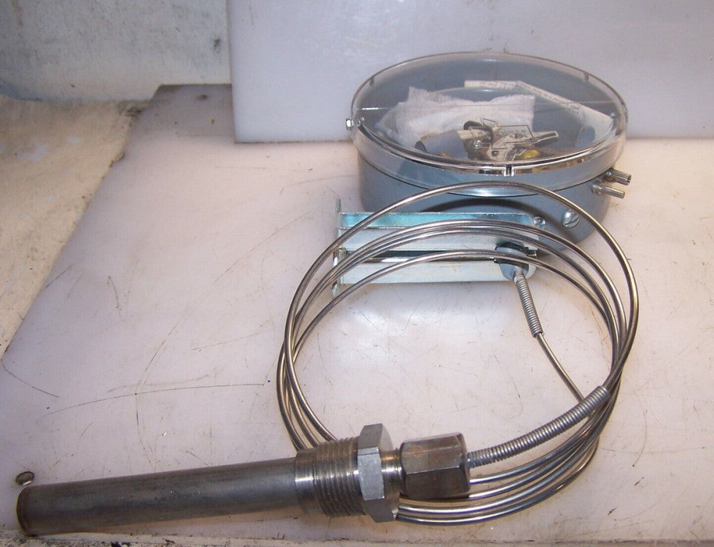 NEW MERCOID PRESSURE TEMPERATURE SWITCH  DR-35-2L-9