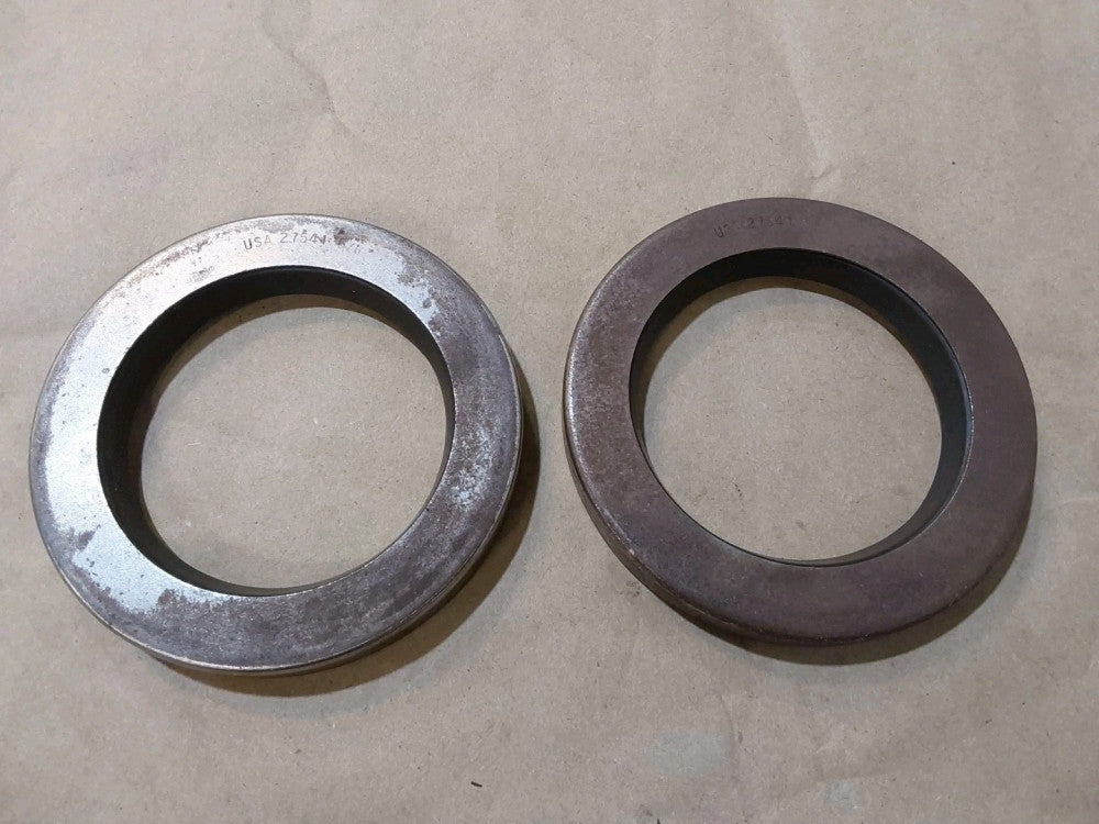 Chicago Rawhide 27541 SKF Oil Seal CR27541 (Lot Of 2) NOS