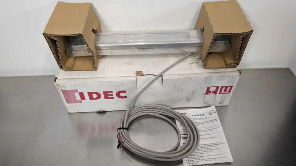 IDEC LF1D-E2F-2W-A LED Light Bar 66.6lm 24VDC 9W White