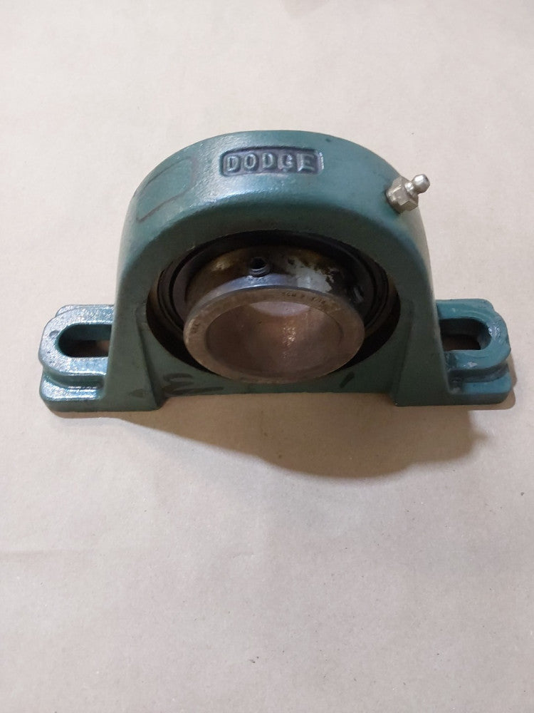 Dodge SMC 2-3/16 Pillow Block Ball Bearing 124139 NOS