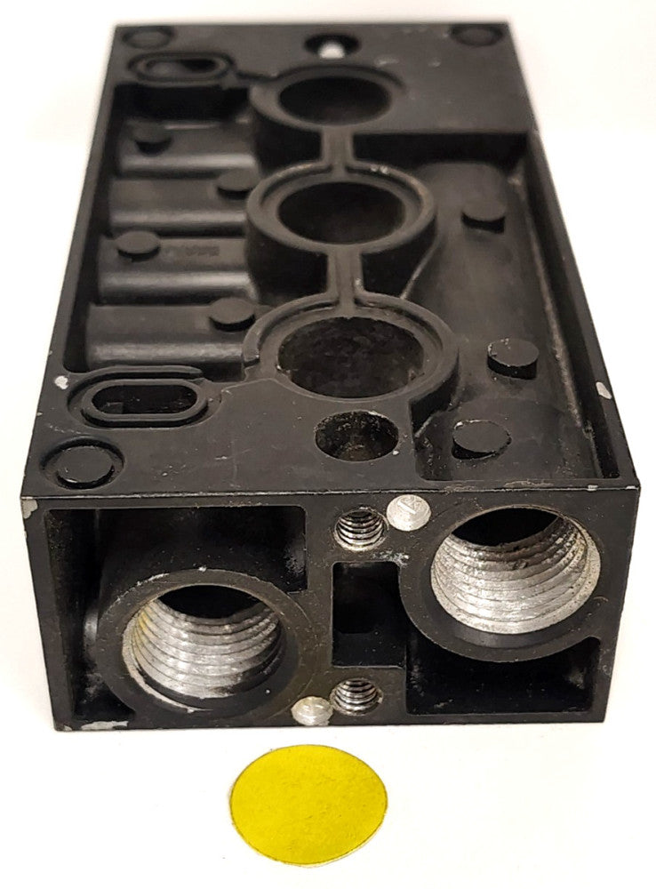 UNBRANDED 2-PORT PNEUMATIC MANIFOLD BLOCK 1/2" FNPT 5-1/4" LONG