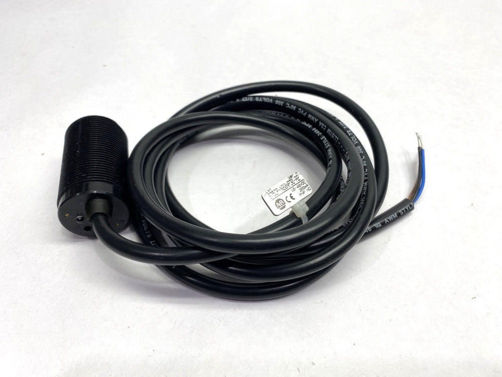 Allen Bradley 875CP-N20NP30-A2 Capatitive Proximity Sensor 20mm Sensing Distance