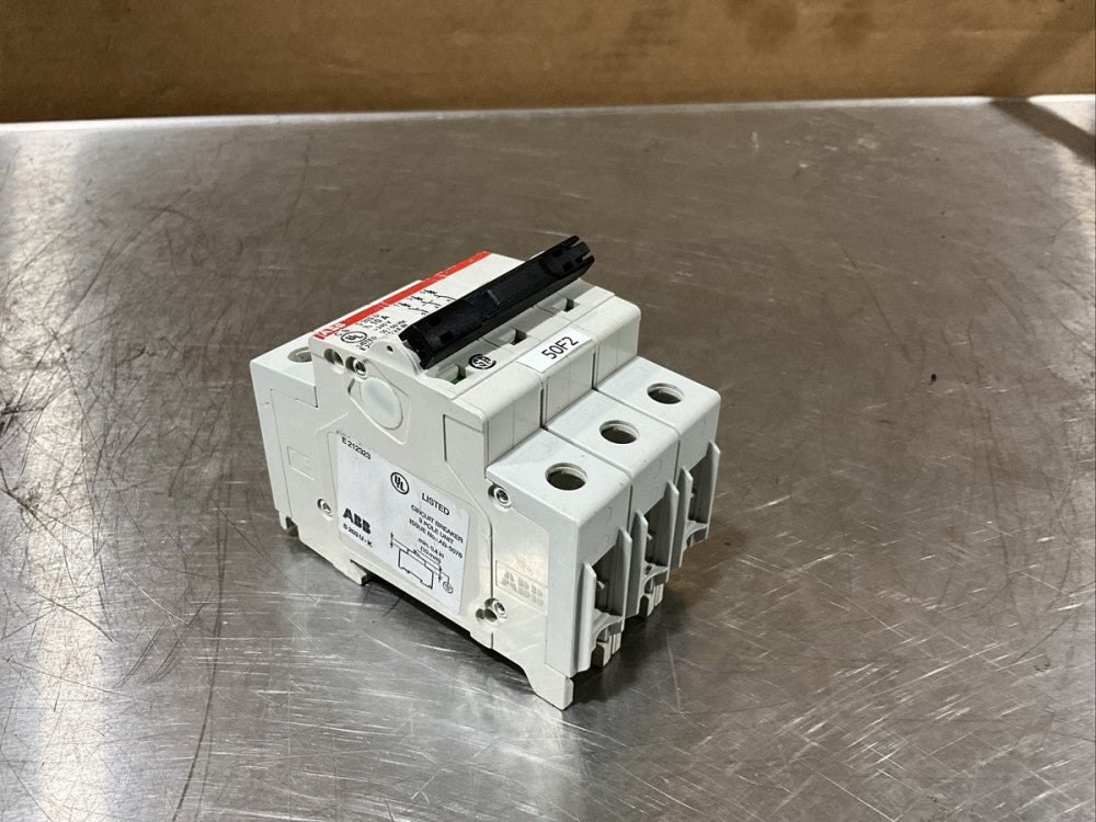 ABB S-203-U-K 3-Pole, Circuit Breaker (240V, 50/60Hz, 10kA IR) NOS