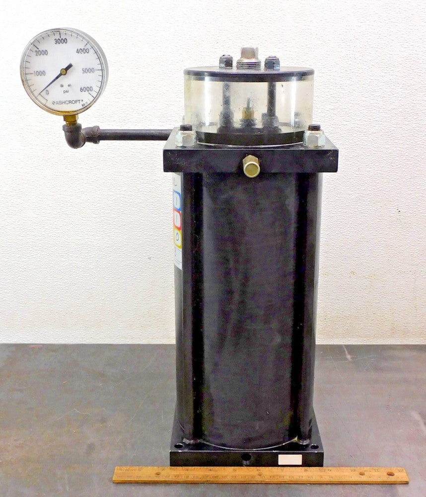Destaco 70104 Pneumatic Driven Pressure Converter 3262 PSI 4.0 cu.in