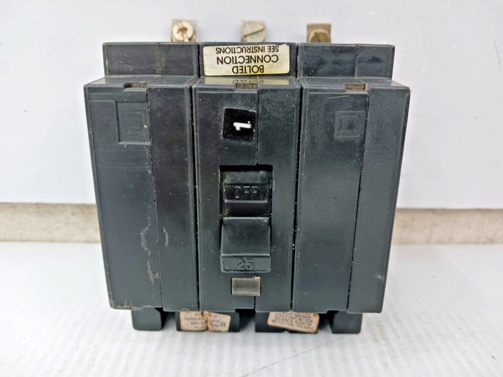 Square D 25 Amp Bolt-On Circuit Breaker 3 Pole 480Y/277 VAC 65kA EHB34025 (Flaw)